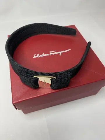 Salvatore Ferragamo 페라가모 머리띠 블랙 사용 빈도 적음