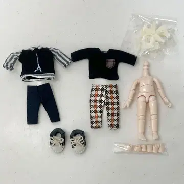 오비츠11 바디 넨도로이드 연결용 부품 포함