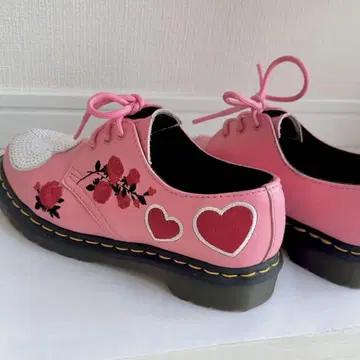 닥터마틴 1461 HEARTS GERANIUM PINK+WHITE