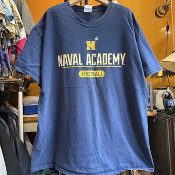 미국 빈티지 의류 NAVAL ACADEMY FOOTBALL T셔츠