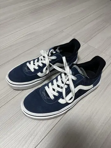 Vans 네이비 스웨이드 스니커즈