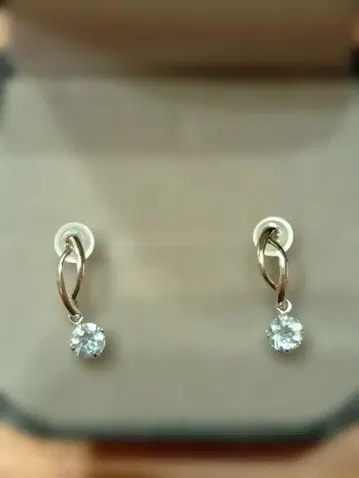 쥬얼리 츠츠미 K10 화이트 골드 아쿠아 마린 귀걸이