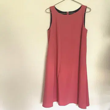 빔즈 Demi-Luxe 슬리브리스 A라인 원피스 퓨어