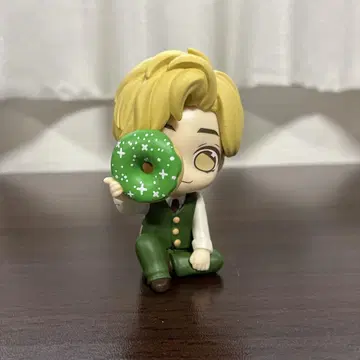 TinyTAN 숨바꼭질 피규어 [ V ]