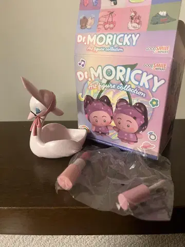 Dr. MORICKY 피규어 컬렉션 PINK SWAN & MAKEUP