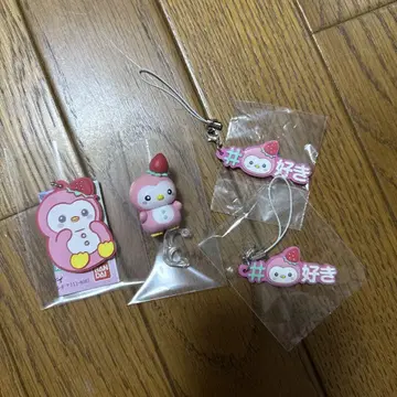 JOCHUM 뽀뽀 가챠가챠 늘어선다 키링 해시태그