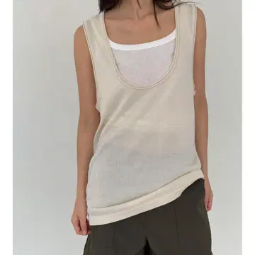 Didot.showroom U넥 레이어 슬리브리스