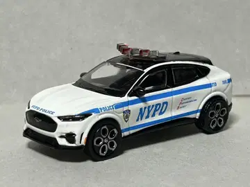 그린라이트 1/64 포드 머스탱 NYPD 미니카