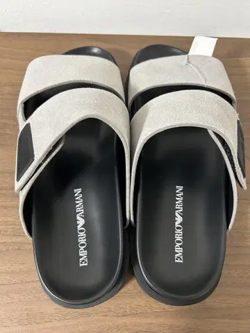 엠포리오 아르마니 샌들