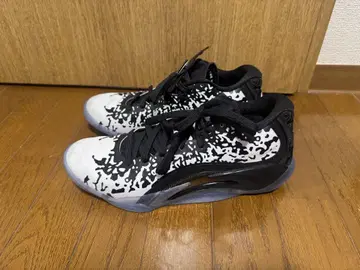 조던 JORDAN 자이언 3 27.5cm