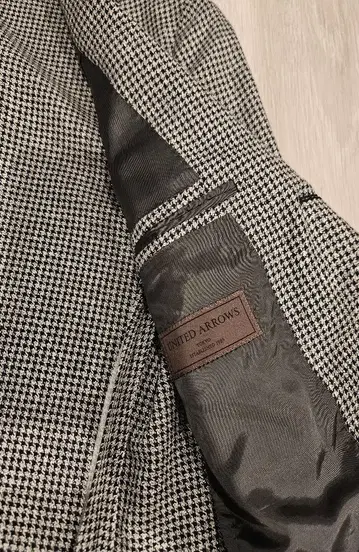 UNITED ARROWS 영국산 원단 하운드 투스 테일러드 자켓