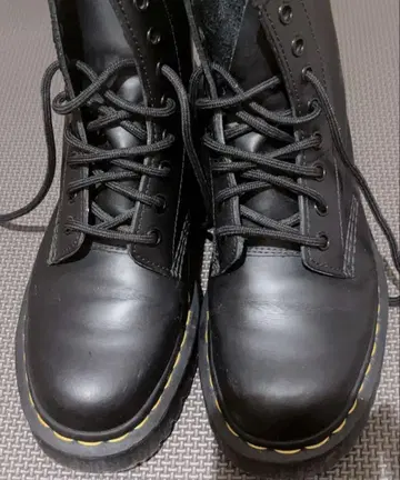 닥터마틴 Dr.Martens 하이컷 부츠