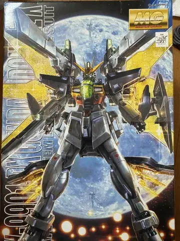 MG 1/100 건담 더블 젝스 미개봉 상자 뒷면에 약간의 찍힘 있음