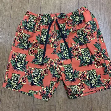 Aloha Blossom 숏팬츠 새상품급