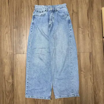 ZARA 엑스트라 배기 핏 청바지 라이트 블루 EU36