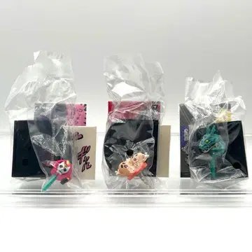 죠죠의 기묘한 모험 스탠드 플러그 컬렉션 3종 세트