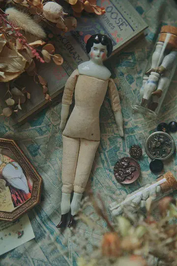 앤티크 차이나 헤드 인형 비스크 인형 독일 인형