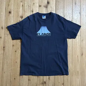 90s XLARGE Tee
