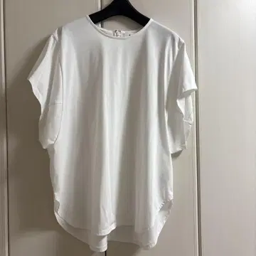 SACRA 화이트 T셔츠