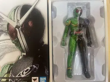 S.H.Figuarts (진골조제법) 가면라이더 W 사이클론 조커