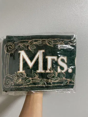 Mrs. GREEN APPLE 타월