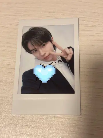 TWS 경민 친필 사인 폴라로이드