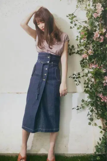 Herlipto High-waisted Denim Effect Skirt