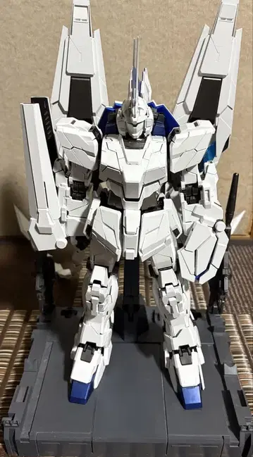 PG 1/60 유니콘 건담 퍼펙티빌리티 + 확장 세트 완성품