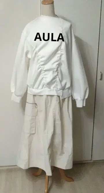 택 포함 새상품 AULA 도킹 원피스 정가 35200엔