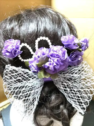 보라색 꽃과 리본의 헤어 액세서리 펄 장식 하카마, 후리소데, 사전 촬영