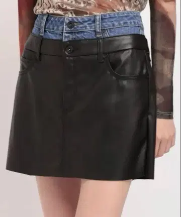 [ Desigual ] 미니 스커트 S 사이즈