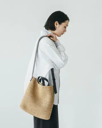 [ 품격 있게, 넉넉하게 ] 라피아 숄더 토트백 북유럽 생활 잡화점