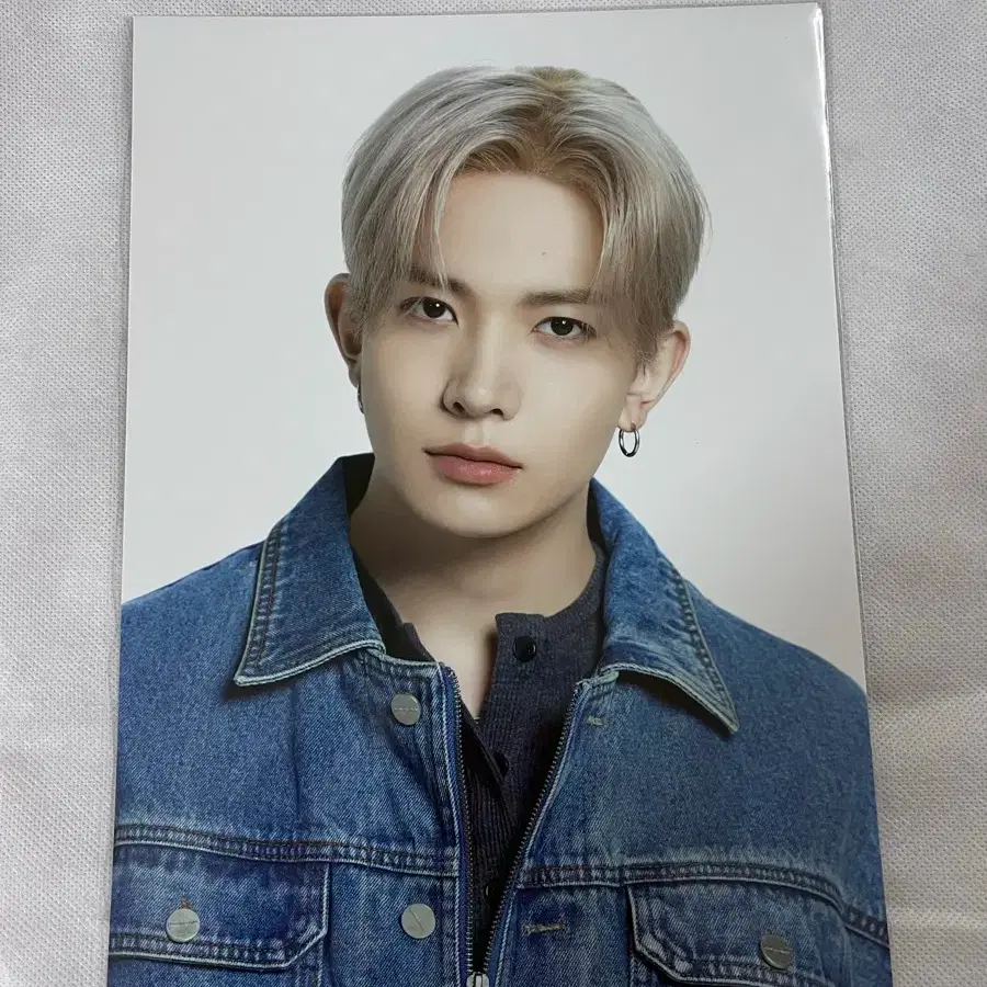 Enhypen heeseung artist may pop up pre-order benefit A4 poster