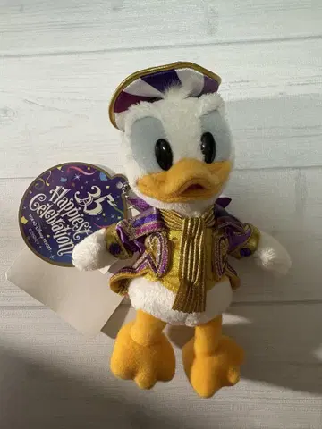 [ Disney ] 디즈니랜드 도날드 인형 배지 35주년