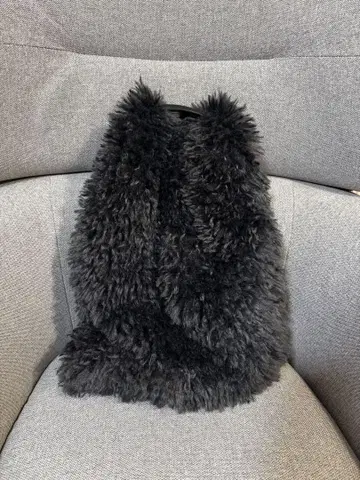 퍼 핸드백 블랙