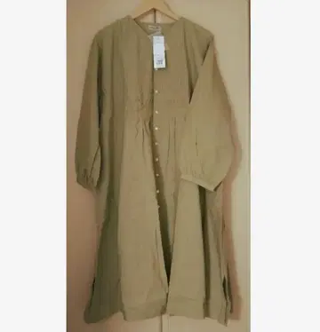 새상품 사만사 모스모스 SM2 핀턱 프론트 오픈 하오리 원피스 베이지