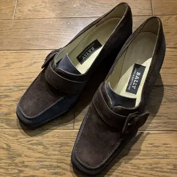 BALLY 펌프스
