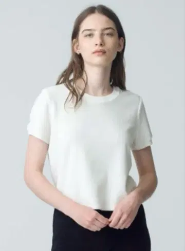 Suzie kondi 스지콘디 카르피 크루넥 티셔츠