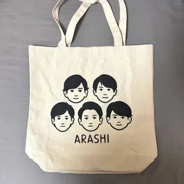 아라시 전시회 토트백