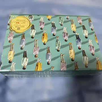 아이돌 굿즈 미개봉 컬러풀 패키지