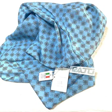 택 포함 새상품 23구 스카프 이탈리아제 실크 혼방