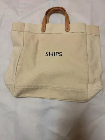 새상품/미사용 YANASE x SHIPS 콜라보 토트백