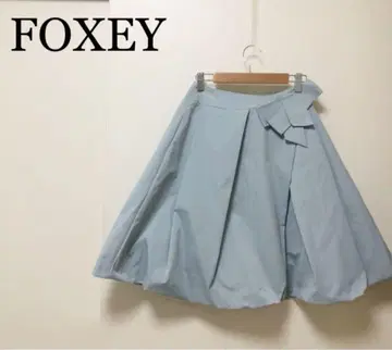 FOXEY 스카이블루 플레어 스커트 리본 포함