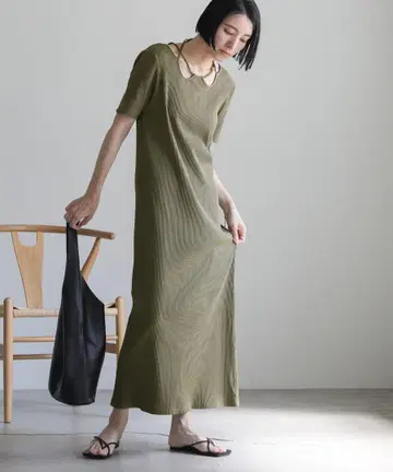[ select MOCA ] 홀터넥 하프 슬리브 골지 원피스