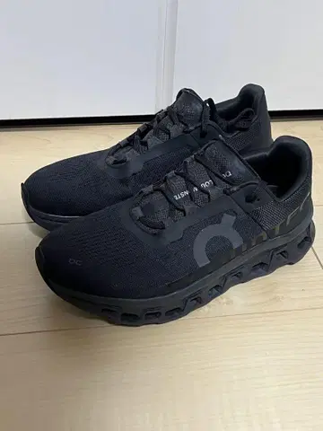 온 클라우드 몬스터 27.5cm