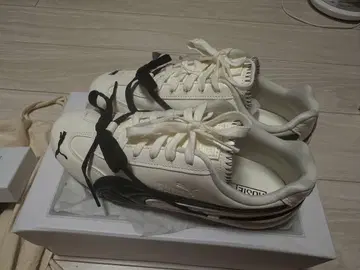Blackpink Rose x Puma Speedcat Premium