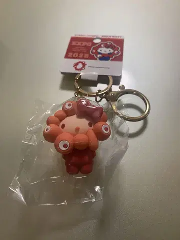 먀쿠먀쿠 산리오 콜라보 최애 컬러 헬로키티