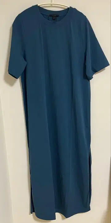 새상품급 cos 슬릿 롱 원피스