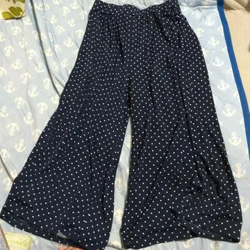 네이비 도트 무늬 가우초 팬츠 L 사이즈