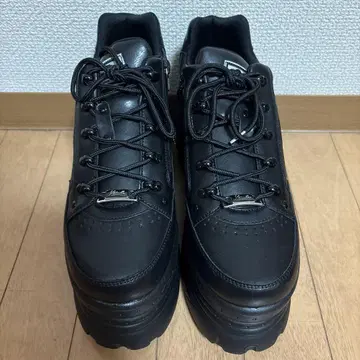 YOSUKE 요스케 통굽 레이스업 스니커즈